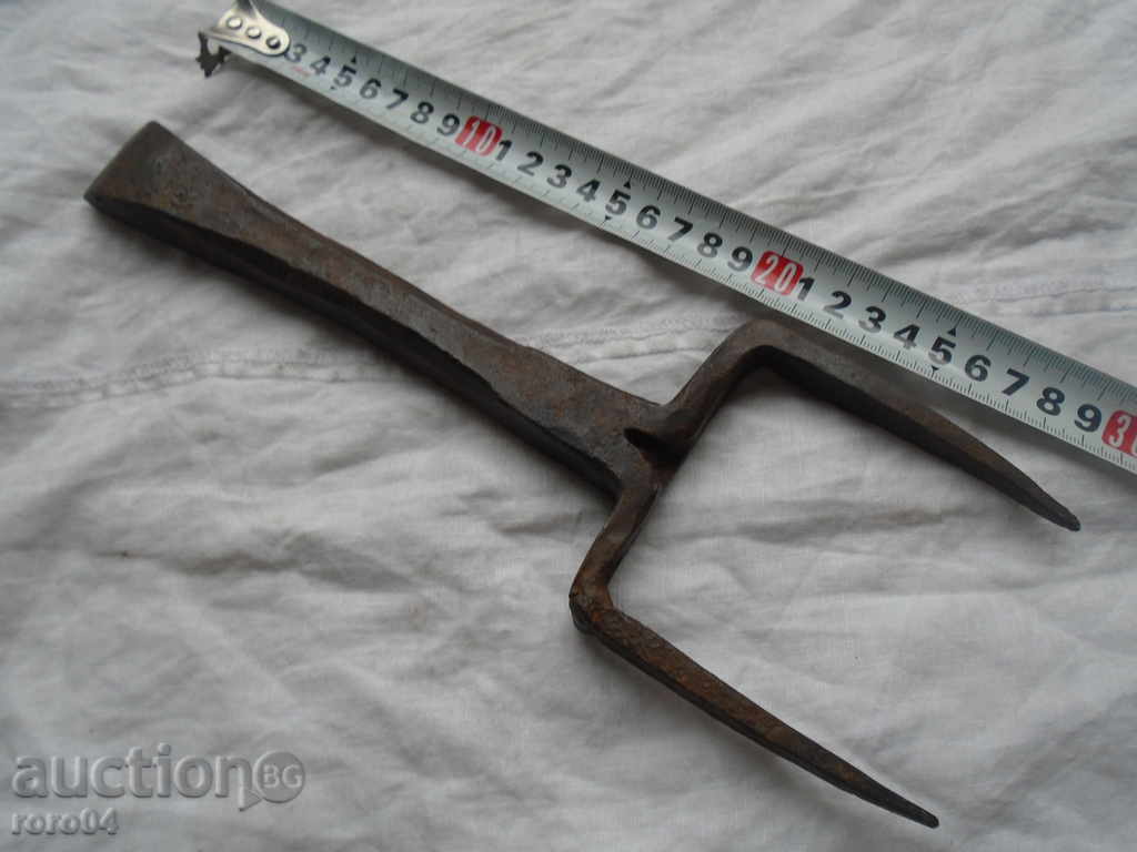 Delivery of HANDMADE HANGING WRAP Delivery of HANDMADE HANGING WRAP