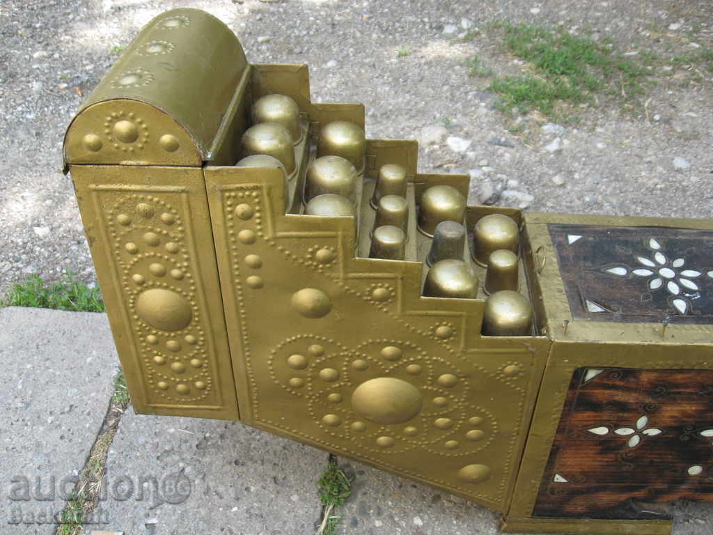 Old Hand Wrought Waxing Box, Brass, Mother of Pearl, Shoes - 7 Old Hand Wrought Waxing Box, Brass, Mother of Pearl, Shoes - 7
