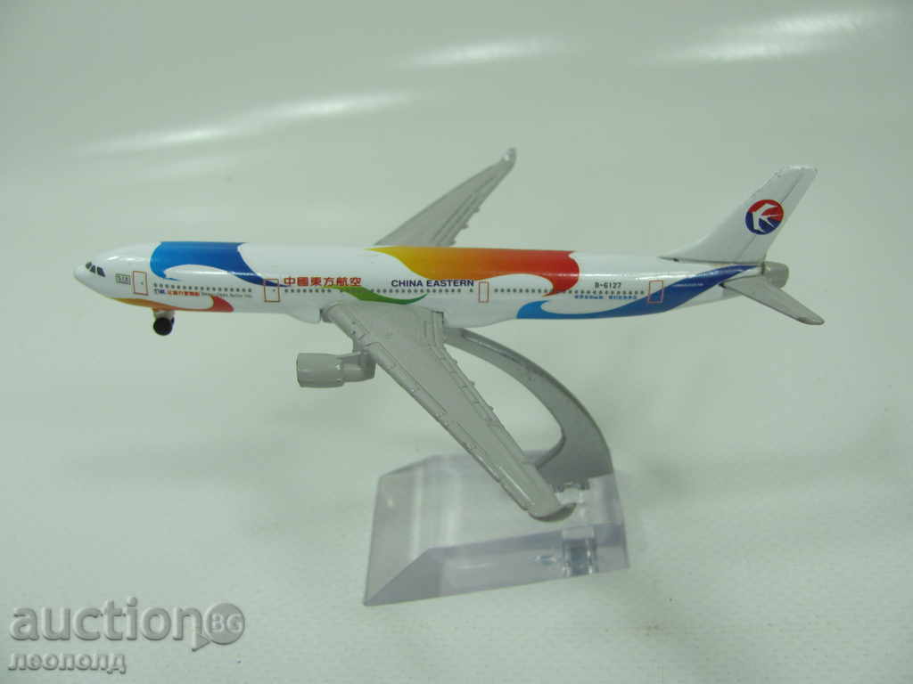 Tabletop Metal Airplane Model Airbus A330-300 China 1/500 with price 20.00 BGN | € 10.23 Tabletop Metal Airplane Model Airbus A330-300 China 1/500 with price 20.00 BGN | € 10.23