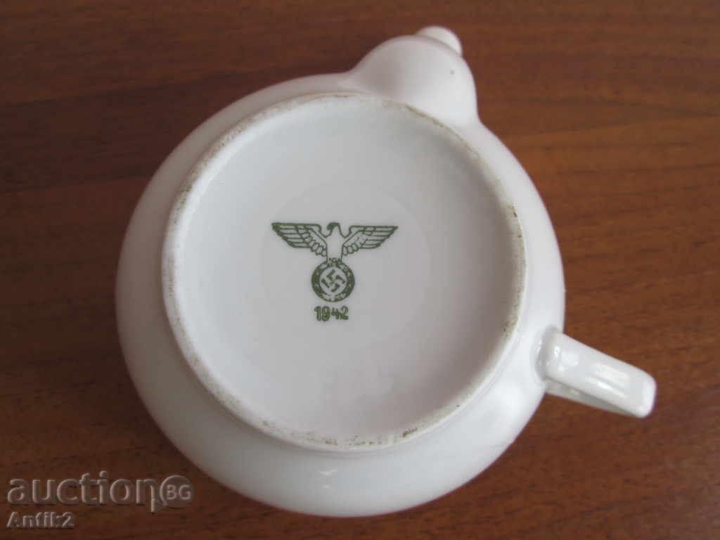 Second World Porcelain Medical Handbook Wehrmacht, German - 5