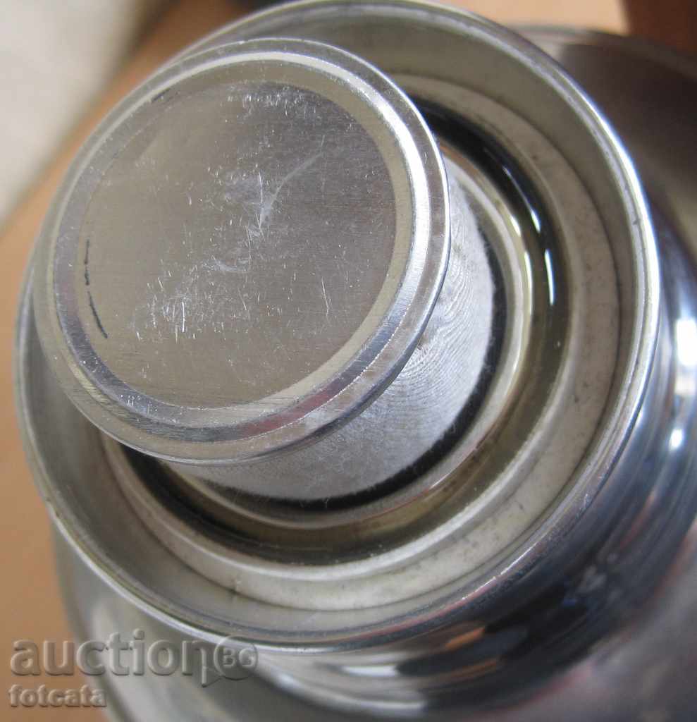 Auction Old Chinese thermos brand new in a box Auction Old Chinese thermos brand new in a box