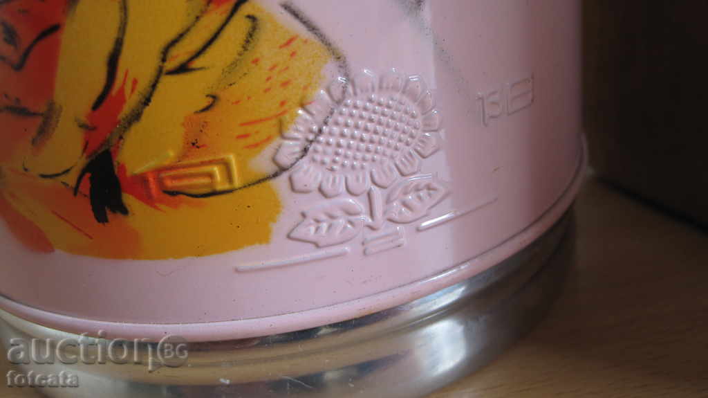 Delivery of Old Chinese thermos brand new in a box Delivery of Old Chinese thermos brand new in a box