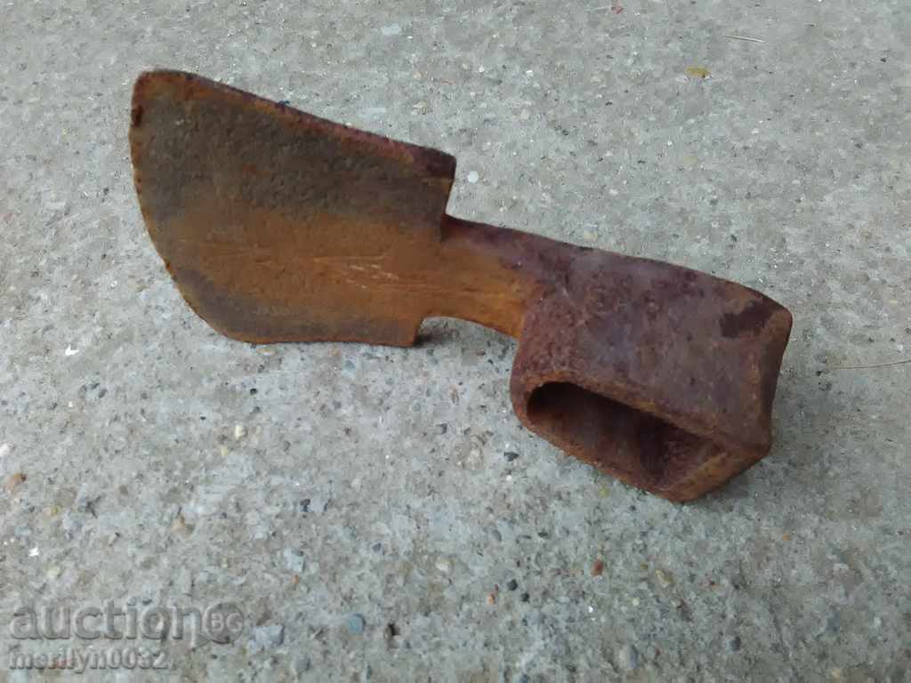 Renaissance agricultural tool, pick, instrument with price 32.00 BGN | € 16.36 Renaissance agricultural tool, pick, instrument with price 32.00 BGN | € 16.36