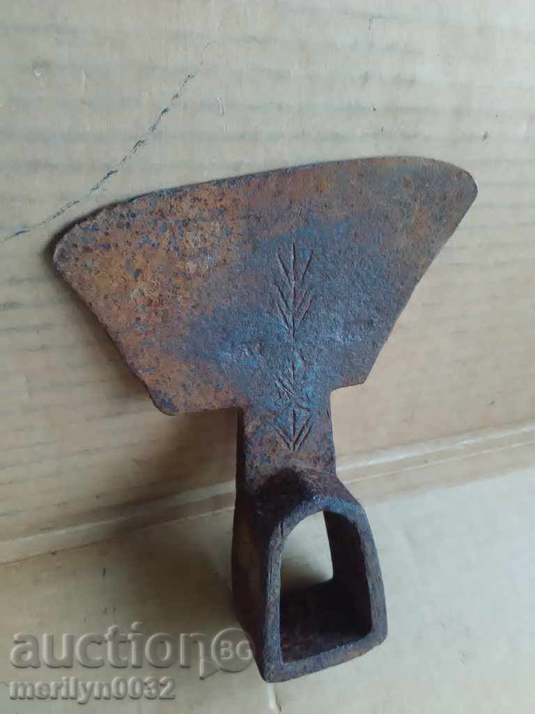 Renaissance agricultural tool, pick, instrument - 7 Renaissance agricultural tool, pick, instrument - 7