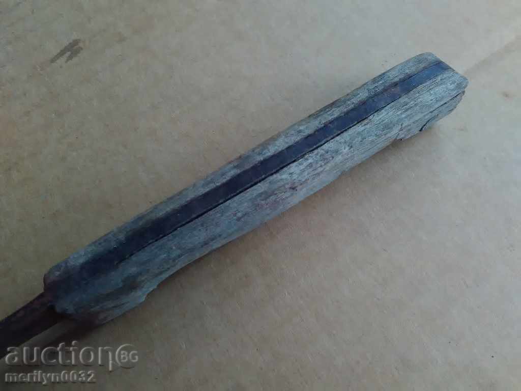 Delivery of Old butcher knife blade