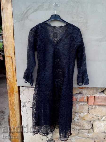 rochie de dantelă veche