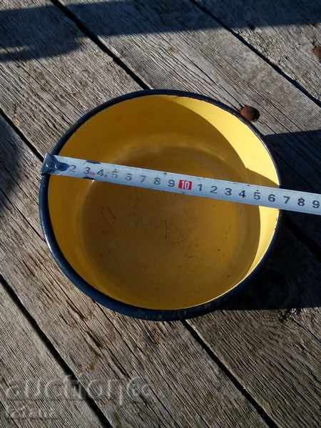 Old enamel bowl with price 7.00 BGN | € 3.58 Old enamel bowl with price 7.00 BGN | € 3.58