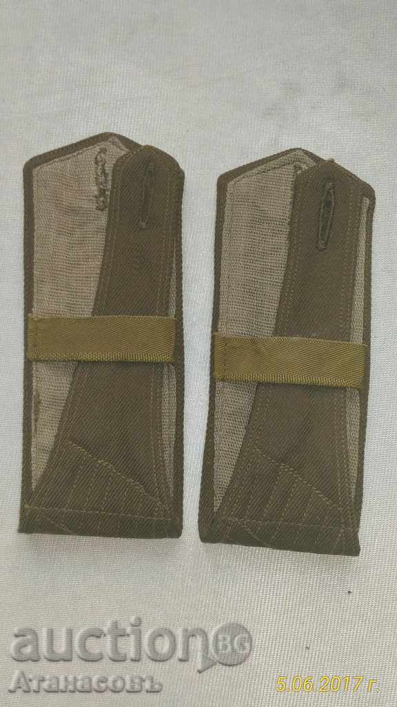 Generalul-locotenent epoleti regimului socialist cu preț € 16.00 | 31.29 BGN