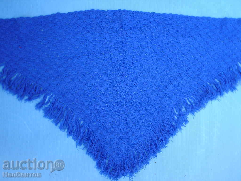 ΑΥΘΕΝΤΙΚΟ ΠΑΝΙ φοράει μαντίλα με τιμή 30.00 BGN | € 15.34