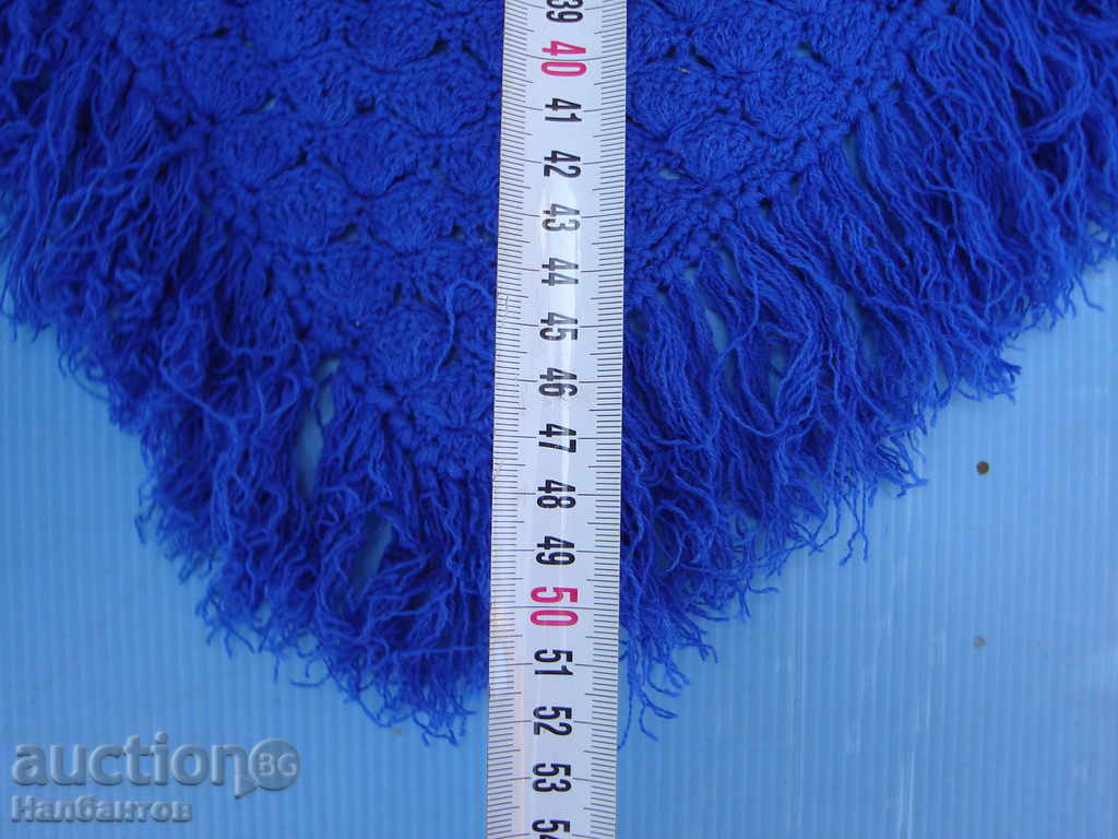 Παράδοση ΑΥΘΕΝΤΙΚΟ ΠΑΝΙ φοράει μαντίλα