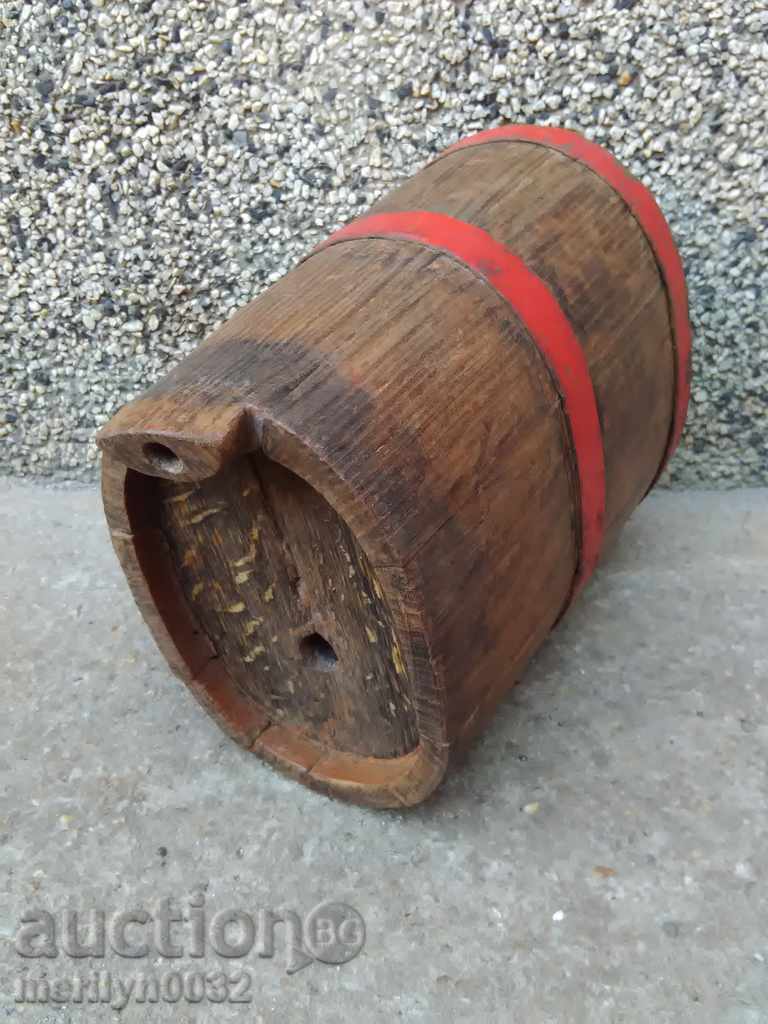Old bucket, flask, barrel, crank, wooden - 7 Old bucket, flask, barrel, crank, wooden - 7