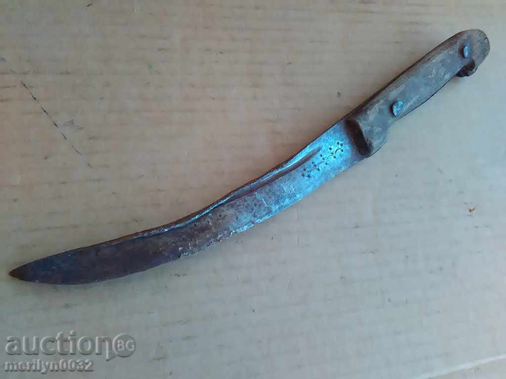 Old butcher, knife, knife with price 33.00 BGN | € 16.87 Old butcher, knife, knife with price 33.00 BGN | € 16.87