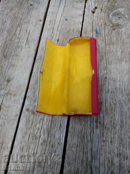 Παράδοση Παλιά θήκη για γυαλιά Παράδοση Παλιά θήκη για γυαλιά