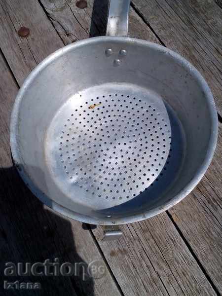 Delivery of Old strainer, colander Delivery of Old strainer, colander