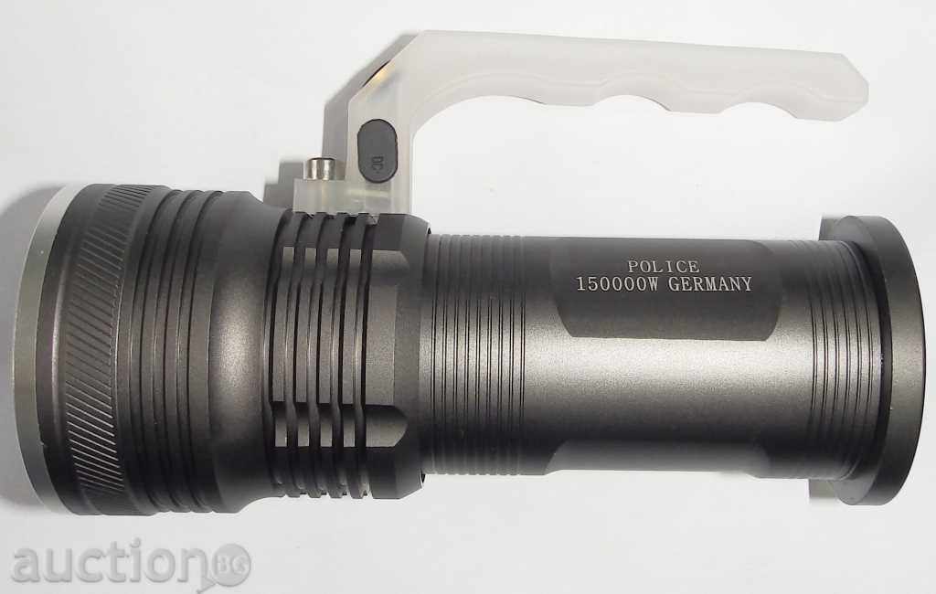 Stable and very powerful lantern 800 lm - 5 Stable and very powerful lantern 800 lm - 5