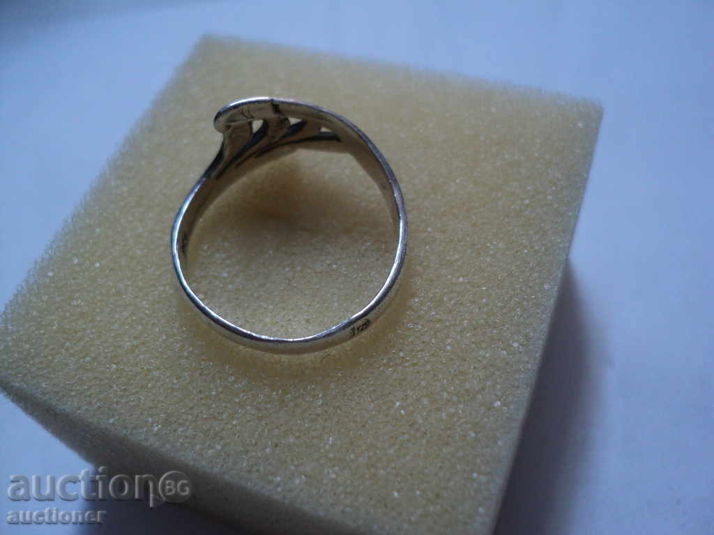 SILVER RING . - 5 SILVER RING . - 5