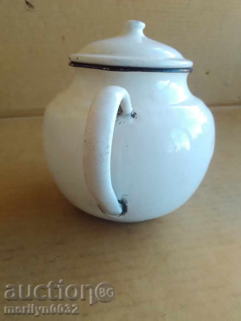 Auction Old enamel tea kettle pitcher pot with enamel Auction Old enamel tea kettle pitcher pot with enamel