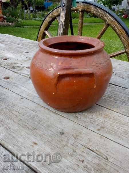 Ancient ceramic pot, pot with price 28.00 BGN | € 14.32 Ancient ceramic pot, pot with price 28.00 BGN | € 14.32