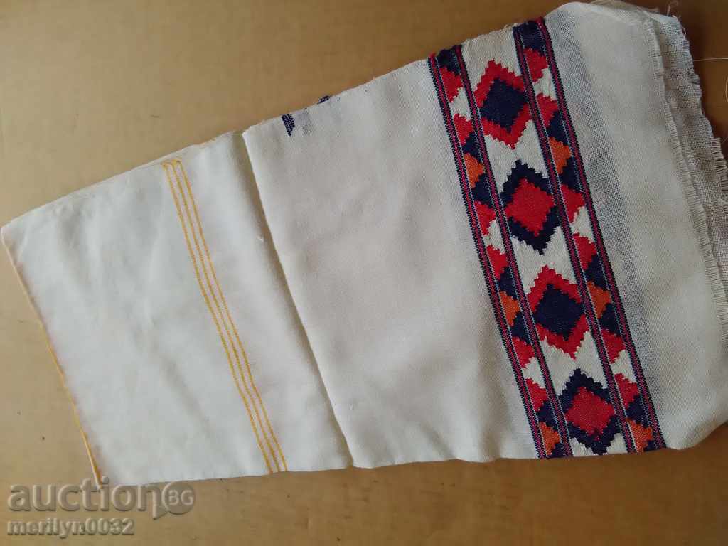 An old hand-woven cloth embroidery - 7 An old hand-woven cloth embroidery - 7