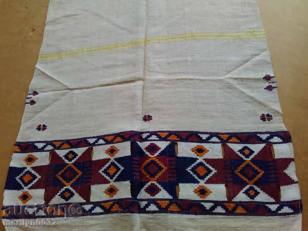 Delivery of An old hand-woven cloth embroidery Delivery of An old hand-woven cloth embroidery