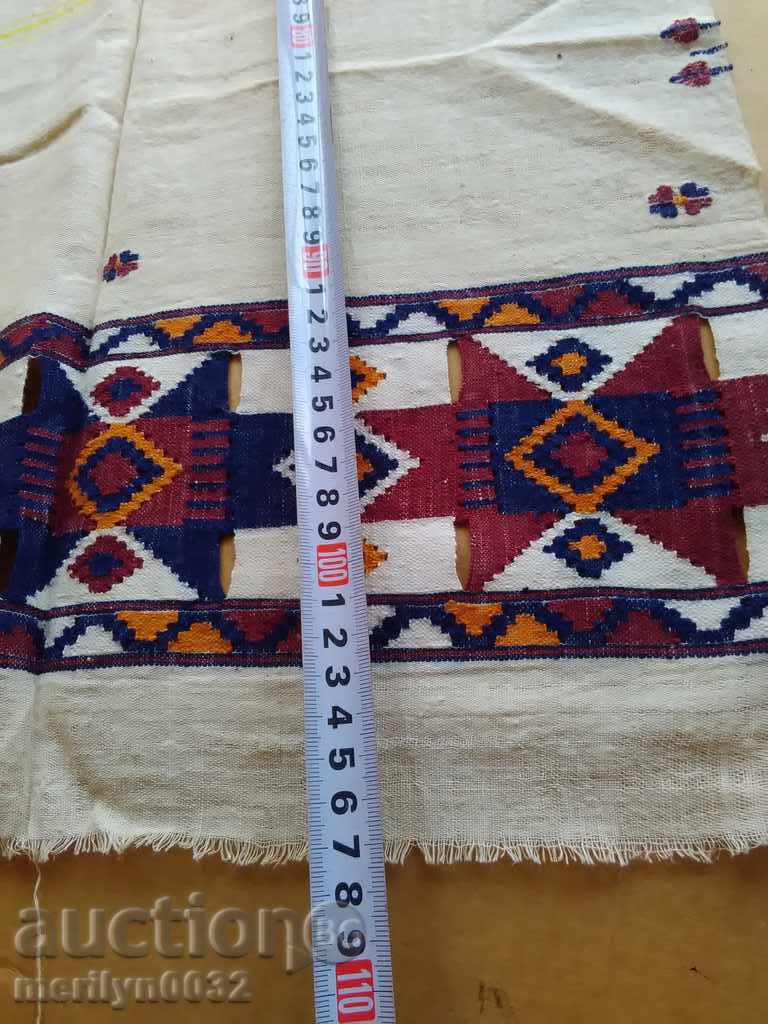 An old hand-woven cloth embroidery - 5 An old hand-woven cloth embroidery - 5