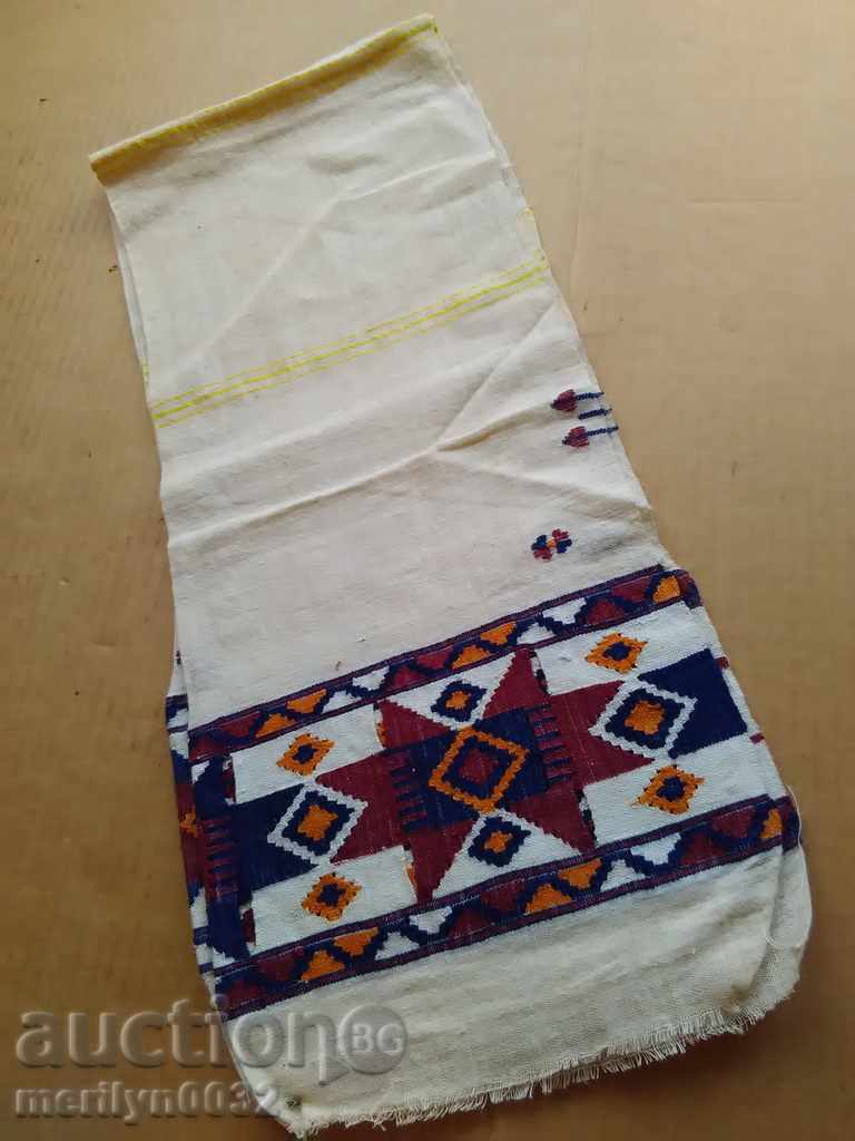 An old hand-woven cloth embroidery - 7 An old hand-woven cloth embroidery - 7