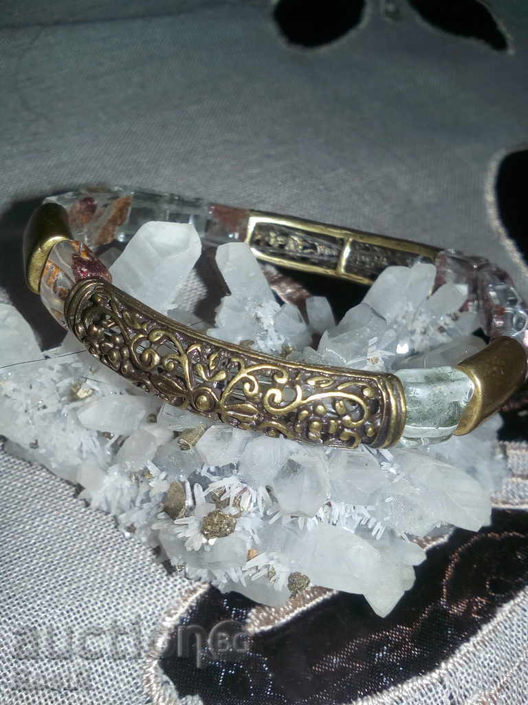 ГРИВНА БРОНЗ С КАМЪНИ-ФАНТОМ - 6 ГРИВНА БРОНЗ С КАМЪНИ-ФАНТОМ - 6