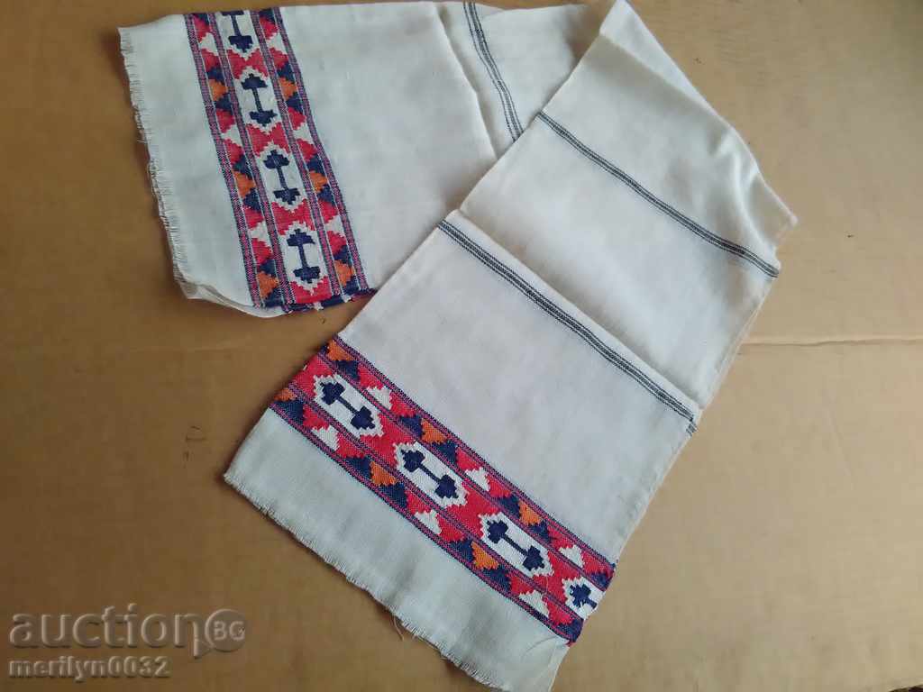 An old hand-woven cloth embroidery - 7 An old hand-woven cloth embroidery - 7