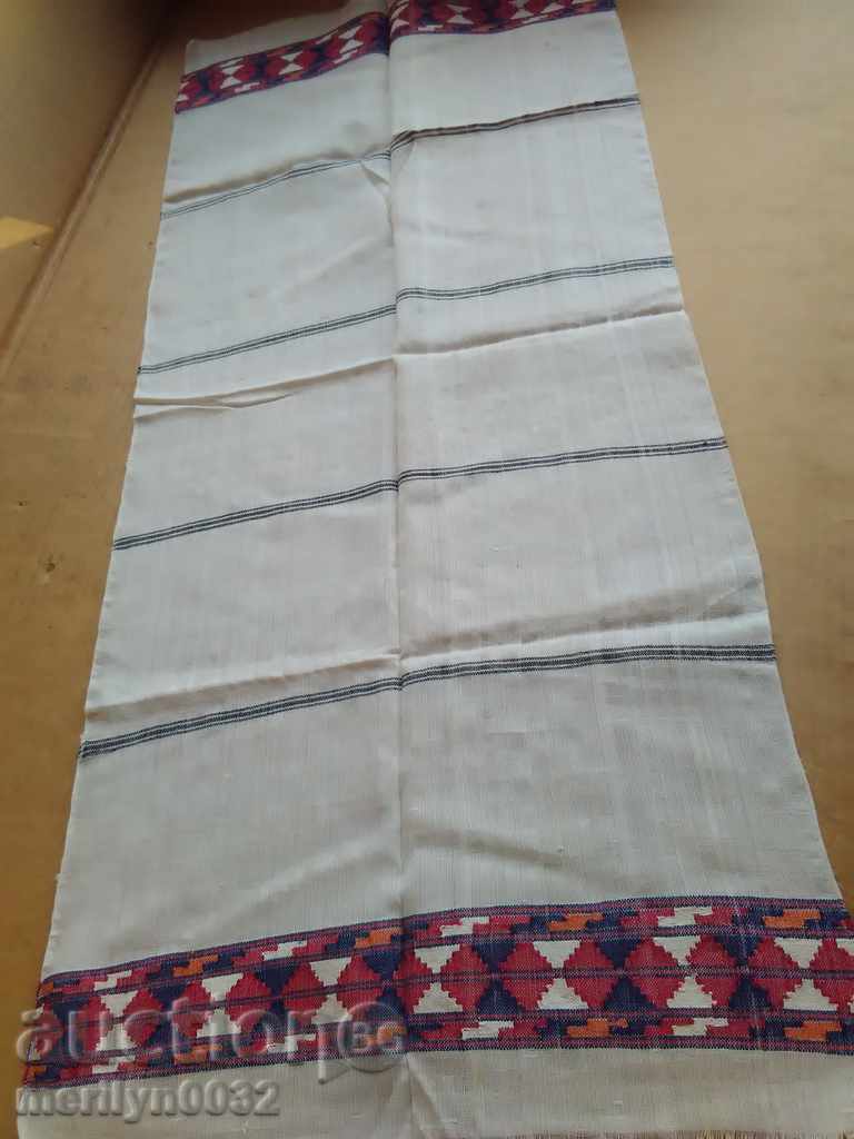 Auction An old hand-woven cloth embroidery Auction An old hand-woven cloth embroidery