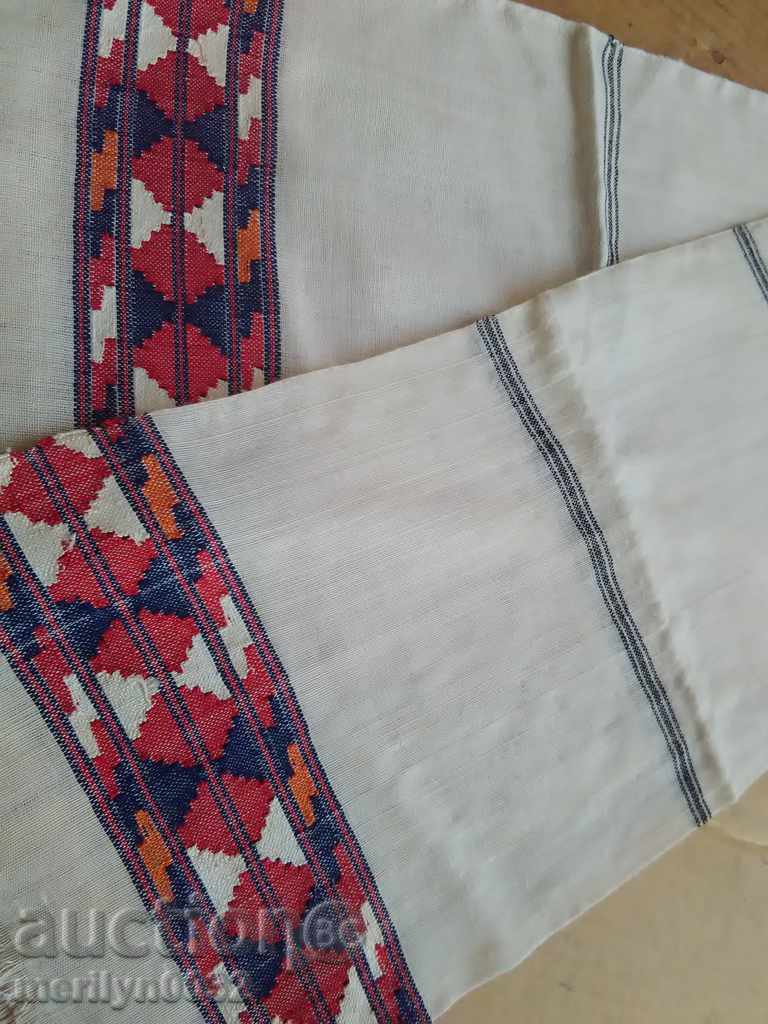 Delivery of An old hand-woven cloth embroidery Delivery of An old hand-woven cloth embroidery