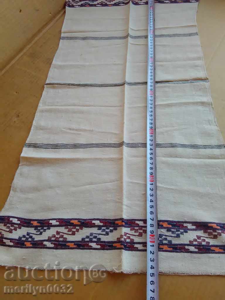 Auction An old hand-woven cloth embroidery Auction An old hand-woven cloth embroidery