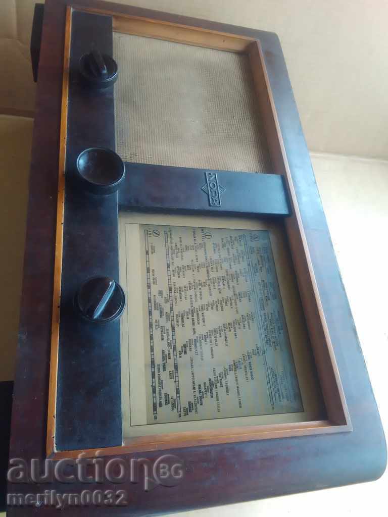 Delivery of Old radio Nora, radio, lamp Delivery of Old radio Nora, radio, lamp