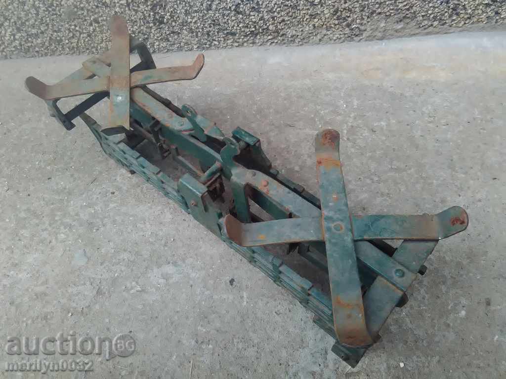 Scales, scales, weights - 7 Scales, scales, weights - 7