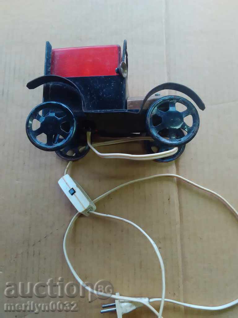 Ηλεκτρικό αυτοκίνητο νυχτερινής λάμπας από τη δεκαετία του '70 NRB με τιμή 68.00 BGN | € 34.77 Ηλεκτρικό αυτοκίνητο νυχτερινής λάμπας από τη δεκαετία του '70 NRB με τιμή 68.00 BGN | € 34.77