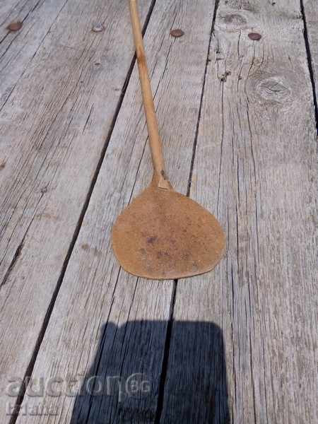 Delivery of An old fly