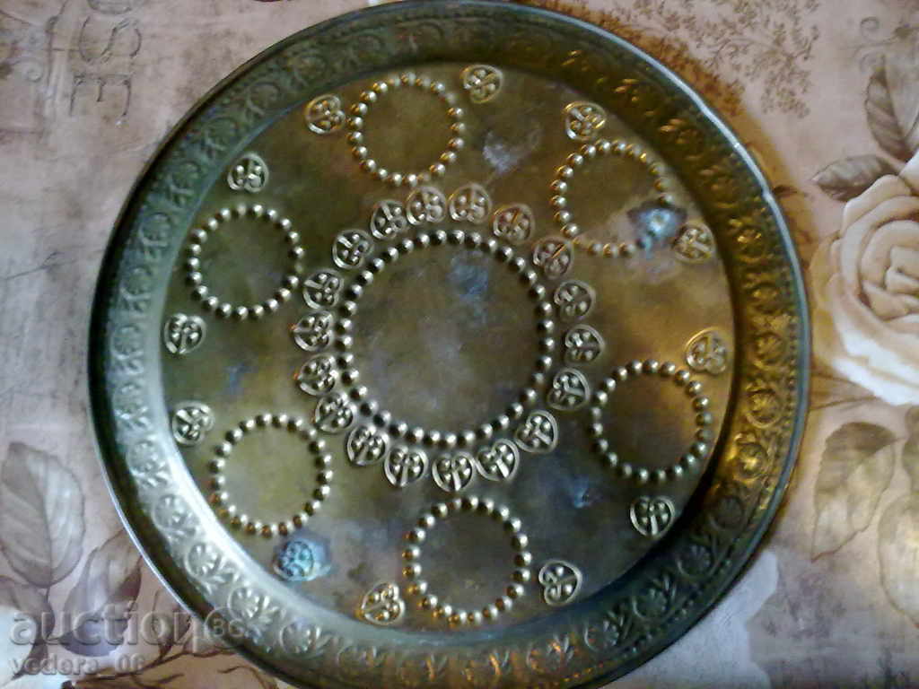 STARA BRONZOVA TAVA with price 20.00 BGN | € 10.23 STARA BRONZOVA TAVA with price 20.00 BGN | € 10.23