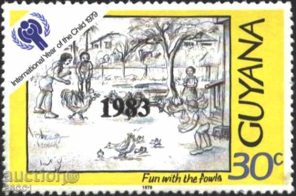 Καθαρό σήμα Έτος Παιδιού Nadpechatka 1983 από τη Γουιάνα