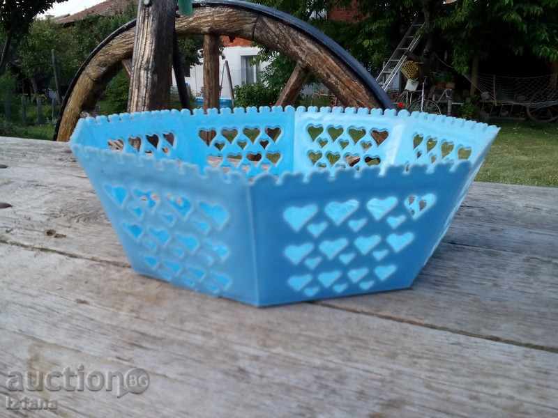 bol de fructe cu preț 5.00 BGN | € 2.56 bol de fructe cu preț 5.00 BGN | € 2.56