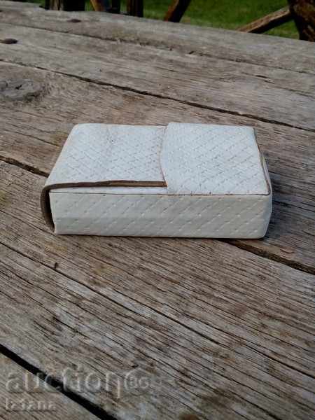 caz țigară, cazuri de țigară cu preț 5.00 BGN | € 2.56 caz țigară, cazuri de țigară cu preț 5.00 BGN | € 2.56