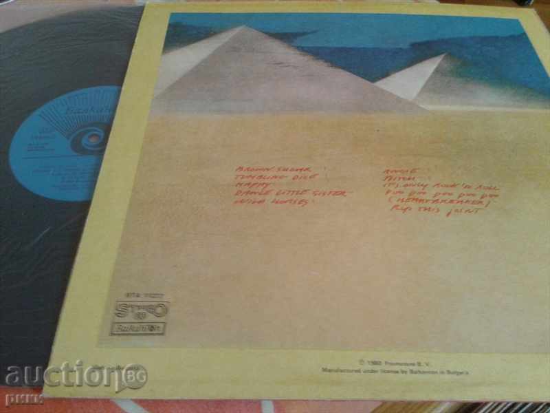 BTA 11277 Rolling Stones Made In The Shade with price 19.00 BGN | € 9.71 BTA 11277 Rolling Stones Made In The Shade with price 19.00 BGN | € 9.71