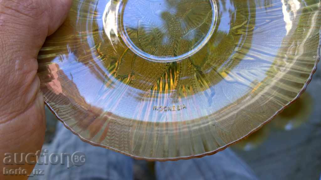 8298. STAR SERVICE BLINDS YELLOW COLOR GLASS - 7 8298. STAR SERVICE BLINDS YELLOW COLOR GLASS - 7