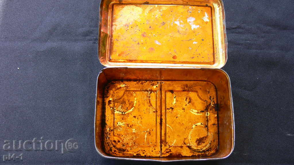 Auction  STAR LAMARINE BOX