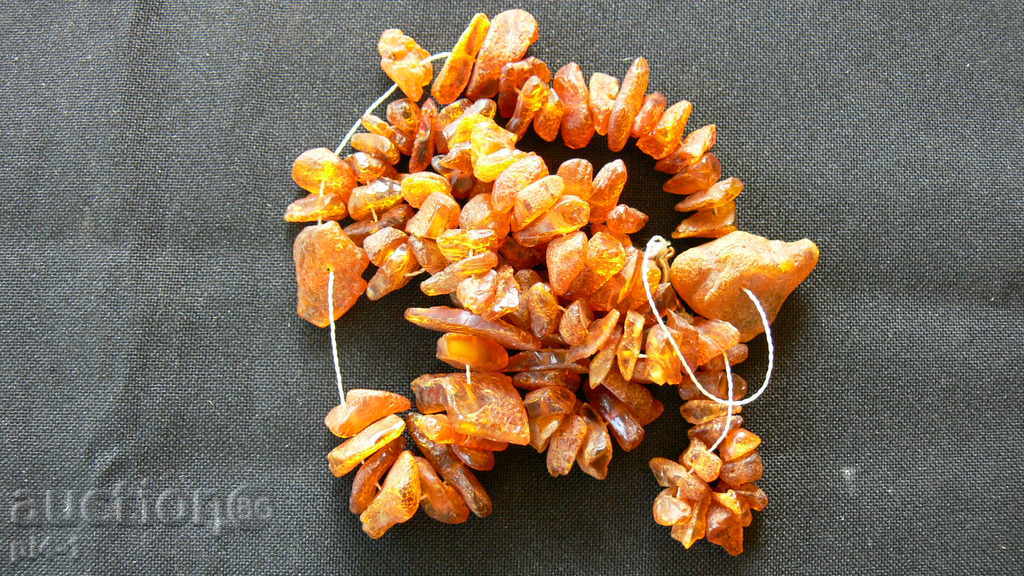 OGARITSA BALTIANSKI KEHLIBAR - AMBER with price 80.00 BGN | € 40.90
