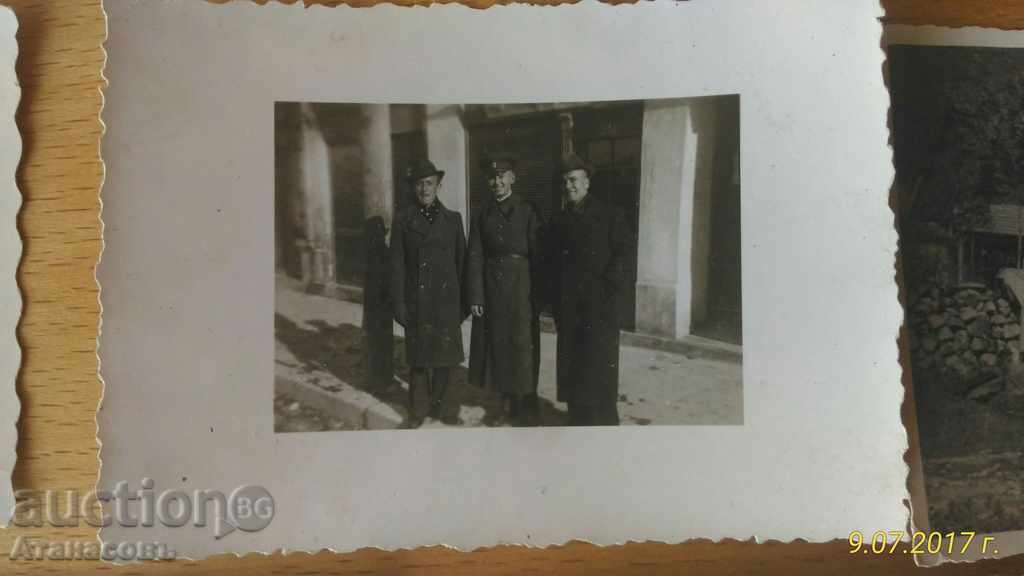 Licitație Lot vechi fotografii soldați Licitație Lot vechi fotografii soldați