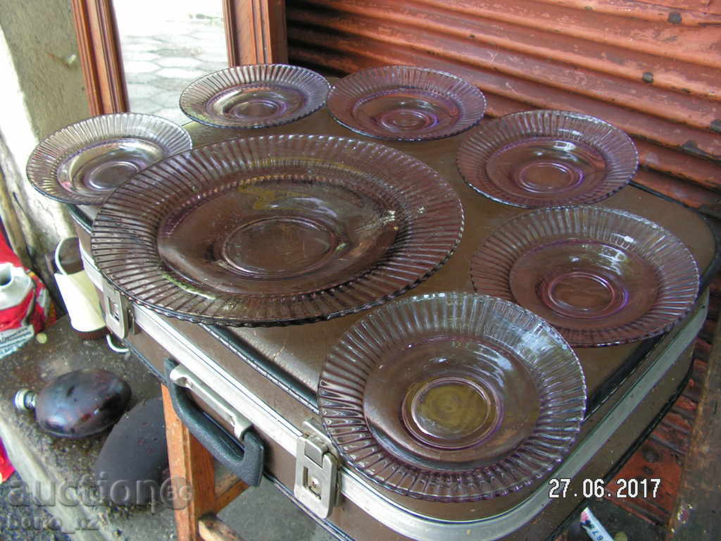 8393. SERVICE STAR pentru tortă masiv COLORATE GLASS cu preț 22.00 BGN | € 11.25