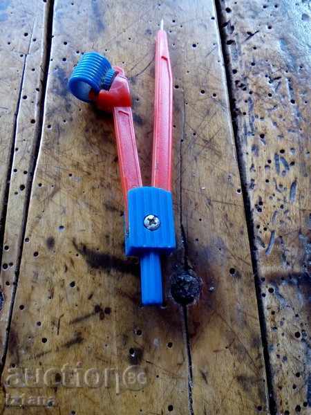 Compass with price 5.00 BGN | € 2.56 Compass with price 5.00 BGN | € 2.56