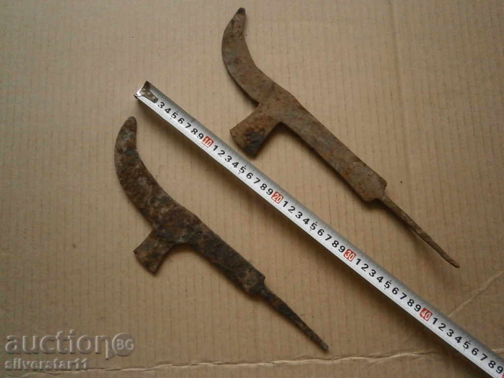 Delivery of lot of old coasters