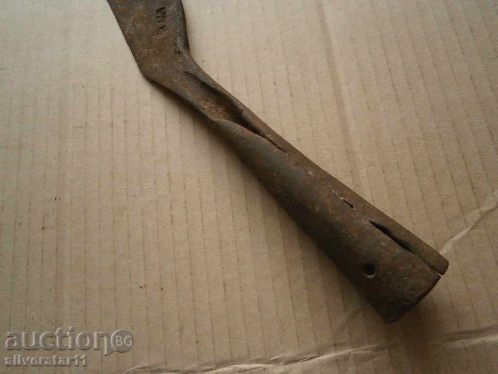 Auction HARMFUL old-handed hand-forged wagon with mark Auction HARMFUL old-handed hand-forged wagon with mark