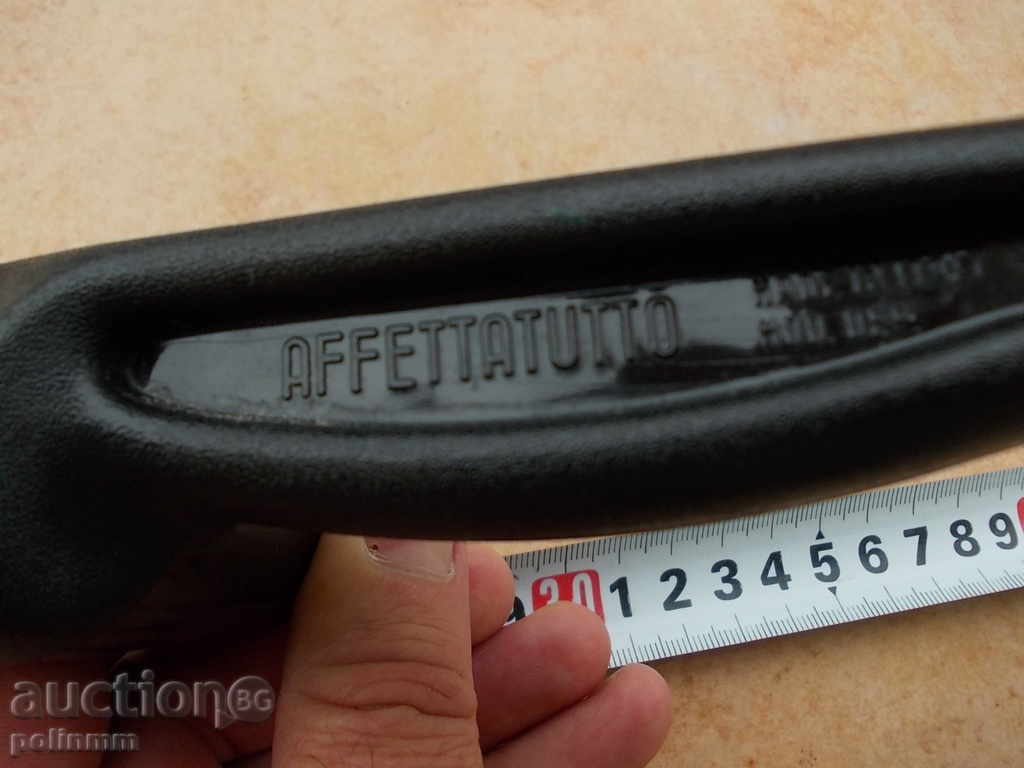 Auction  Professional Kitchen Knife - Affettatutto