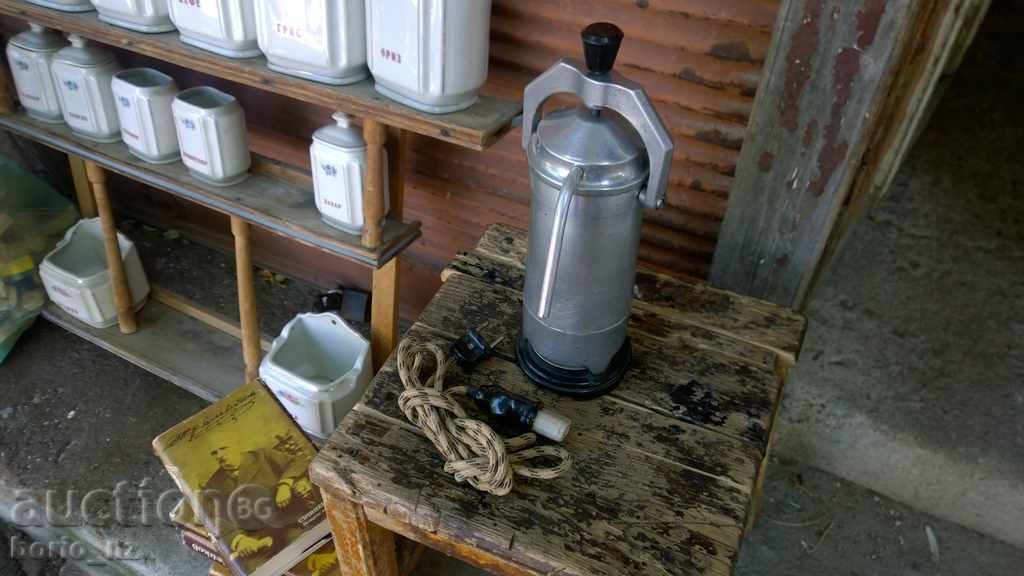 8458. STARA GERMANY ELECTRIC COFFEE COFFEE WORKS with price 14.00 BGN | € 7.16